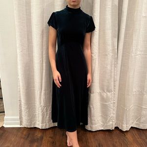 Green Velvet Antonio Melani Dress. Size 2